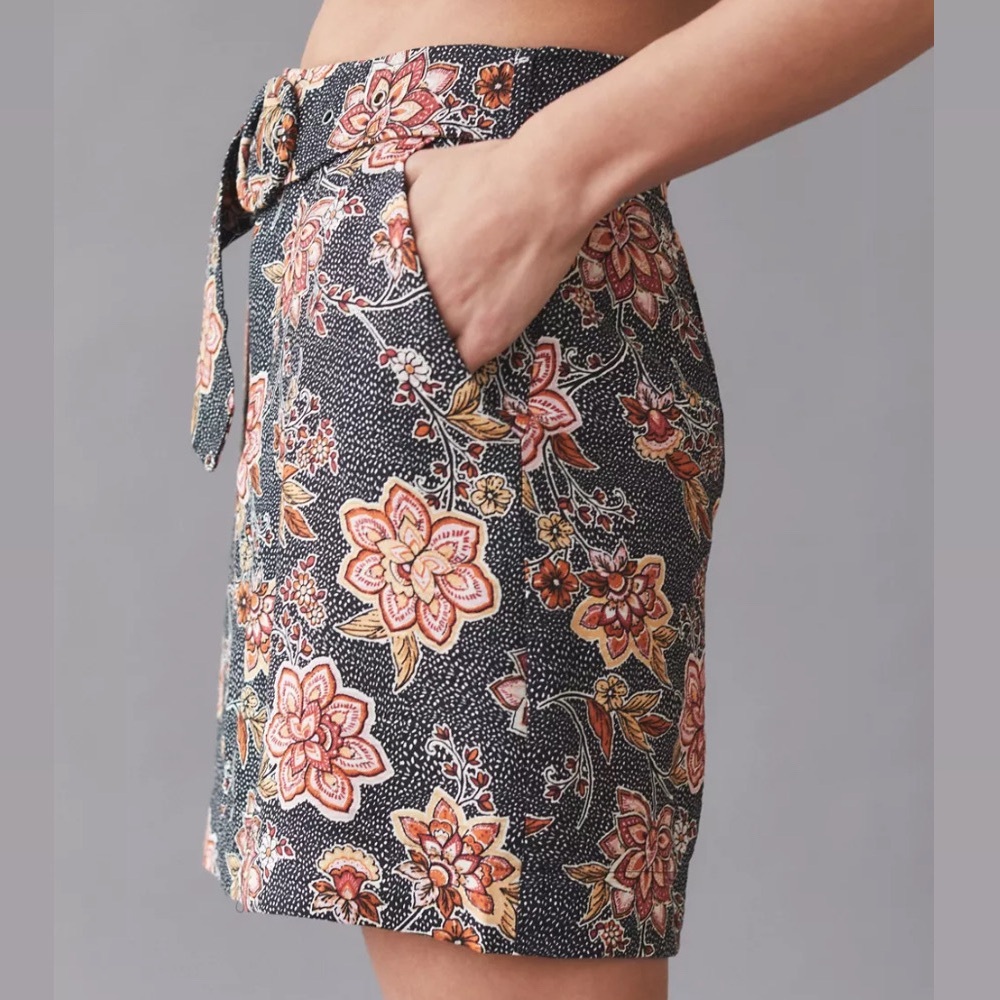 Urban Outfitters // Minkpink Floral A-Line Belted High-Waist Mini Skirt NWT